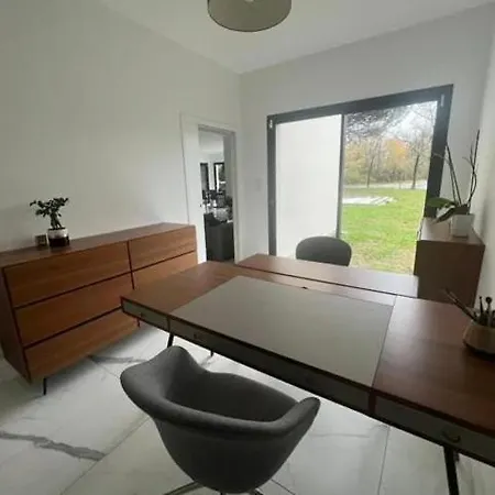Ariadna Villa Cénac